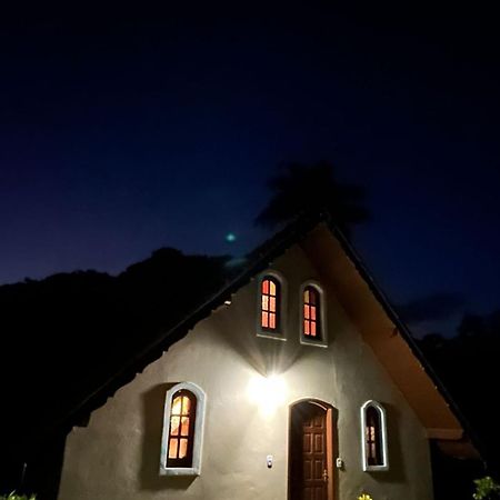 Chale Espaco Raiz De Lumiar Нова-Фрибургу Екстер'єр фото